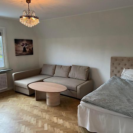 Haerligt Stort Boende I Perfekt Laege Borås Exteriör bild